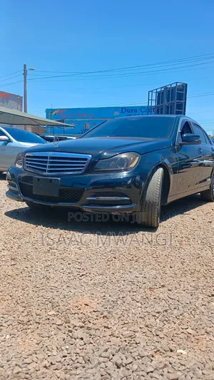 Mercedes-Benz C180 2012 Black