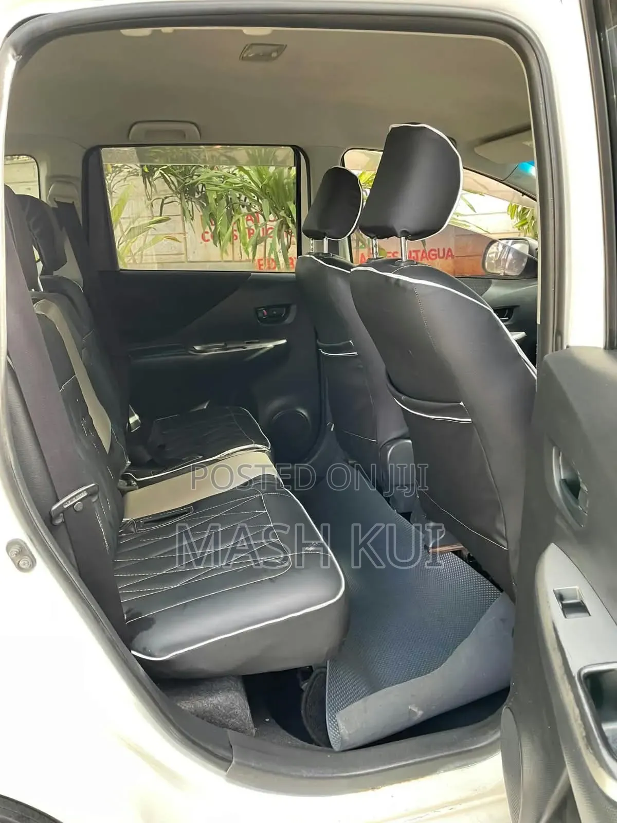 Toyota Ractis 2010 White