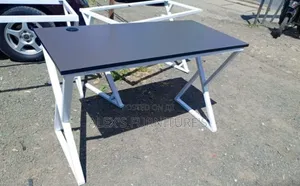 Headrest Office Chairs With Metallic Study Desk