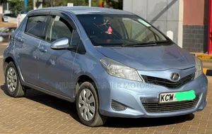 Toyota Vitz 2013 Blue