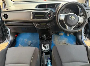 Toyota Vitz 2013 Blue