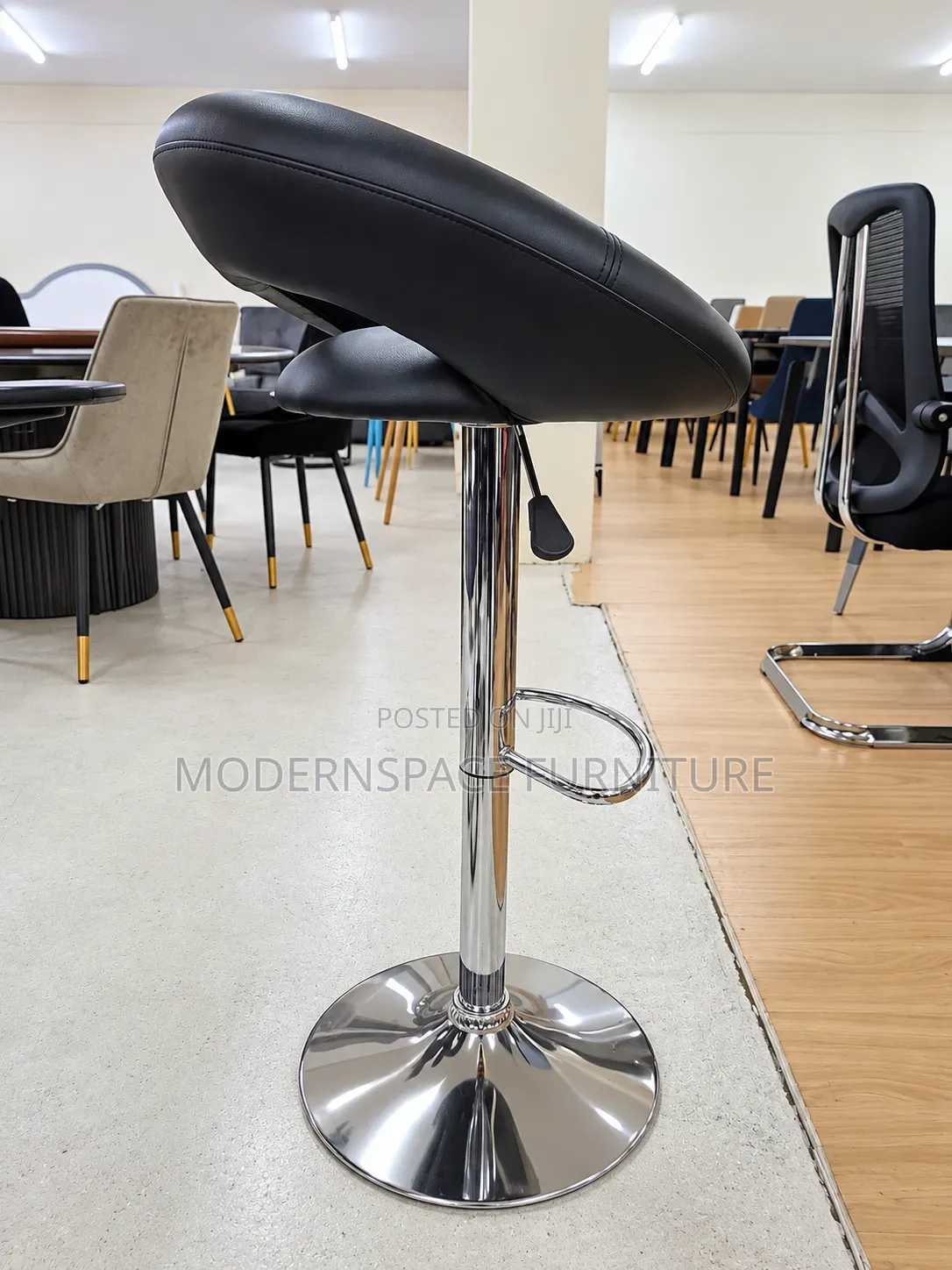 Adjustable Bar Stool/High Chair