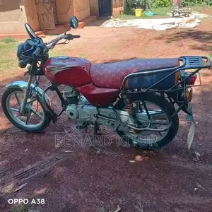 Bajaj Boxer 100 2025 Red
