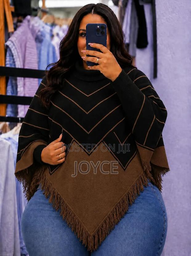 Free Size Warm Ponchos - thumbnail 4