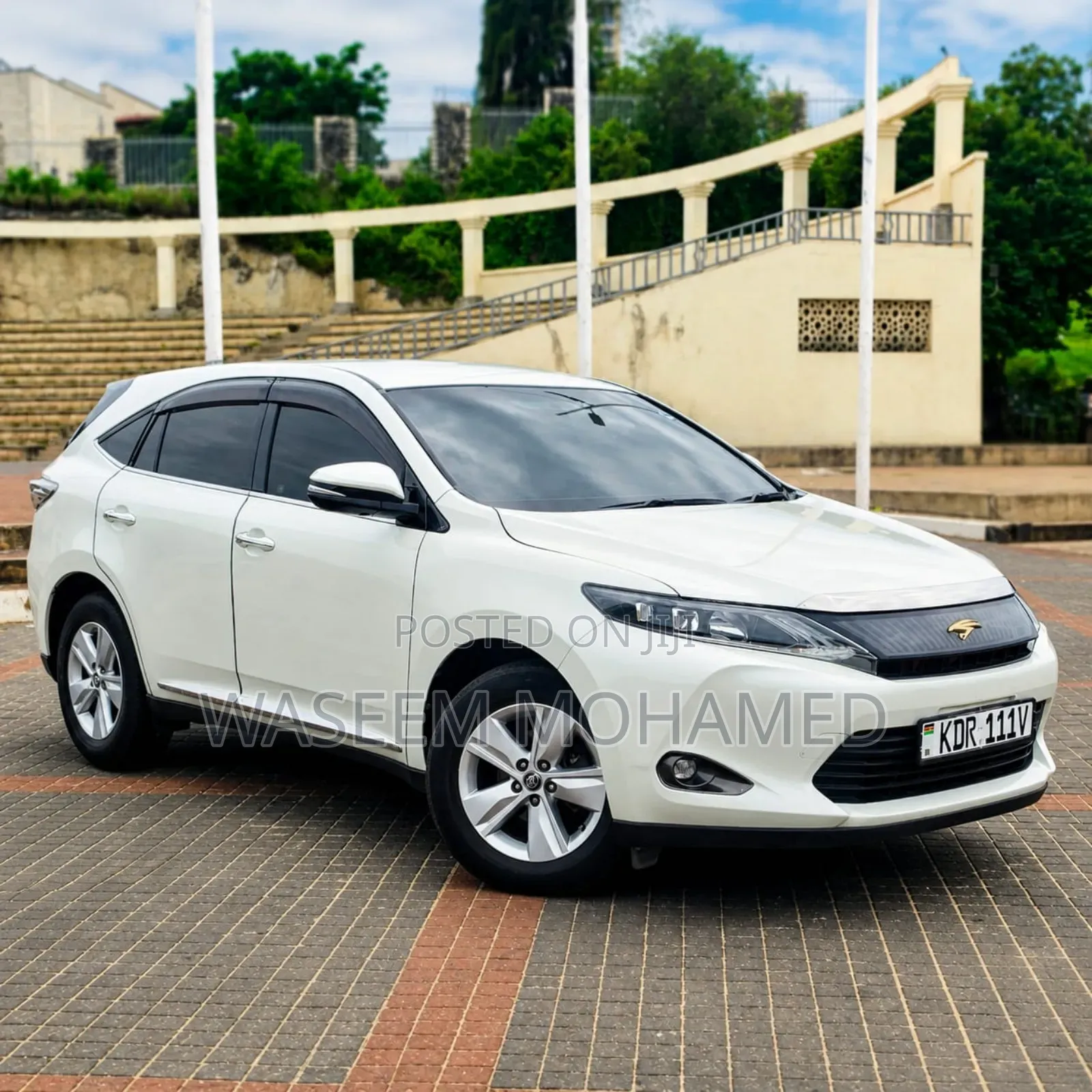 Toyota Harrier 2.0 2017 White