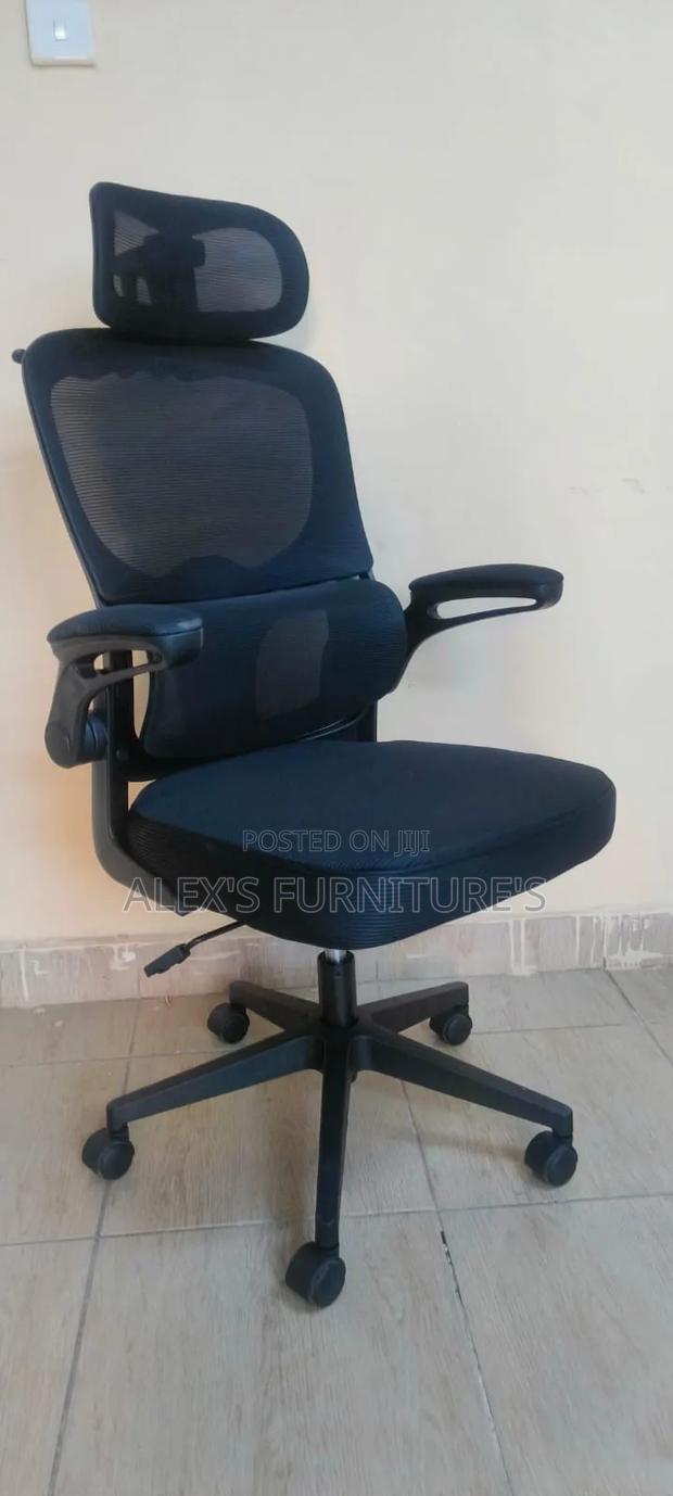 Spining Executive Office Chairs - thumbnail 3
