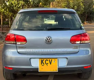 Volkswagen Golf 2012 Blue
