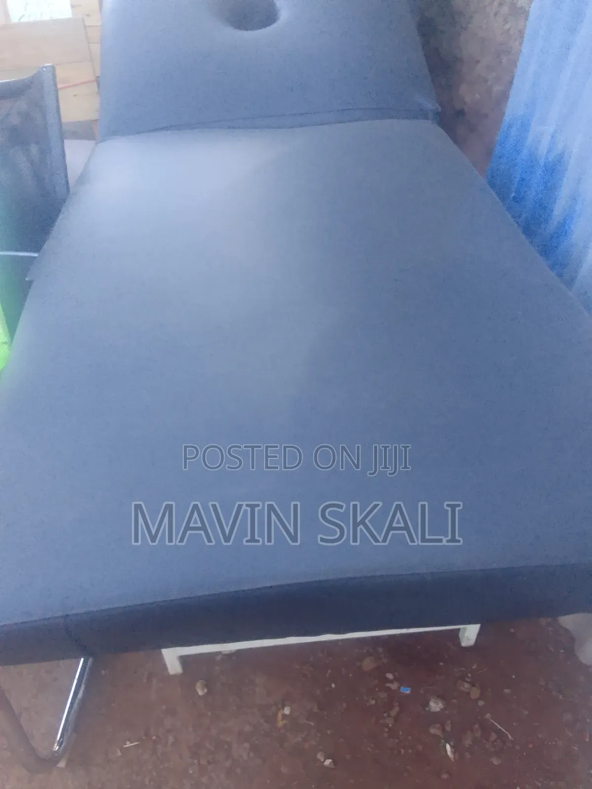 Massage Bed by Mavine