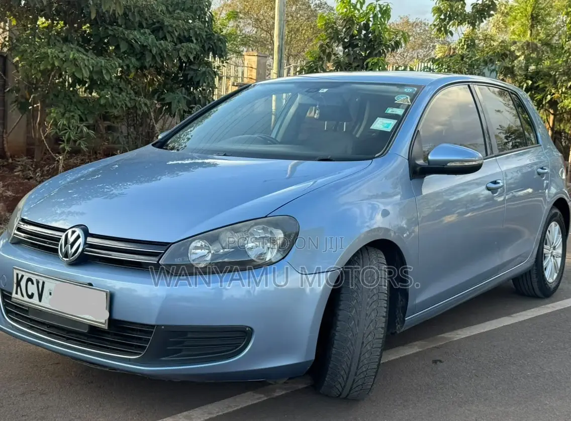 Volkswagen Golf 2012 Blue