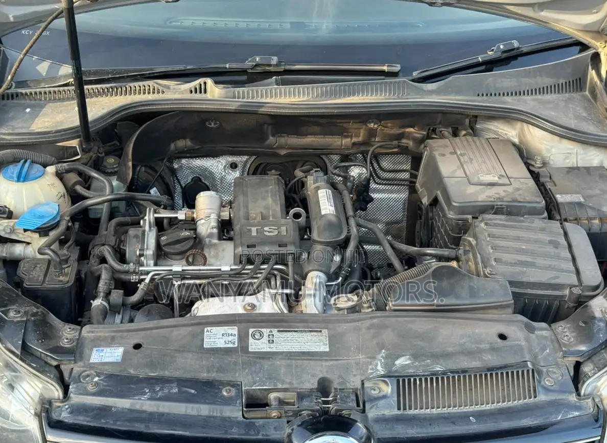 Volkswagen Golf 2012 Blue