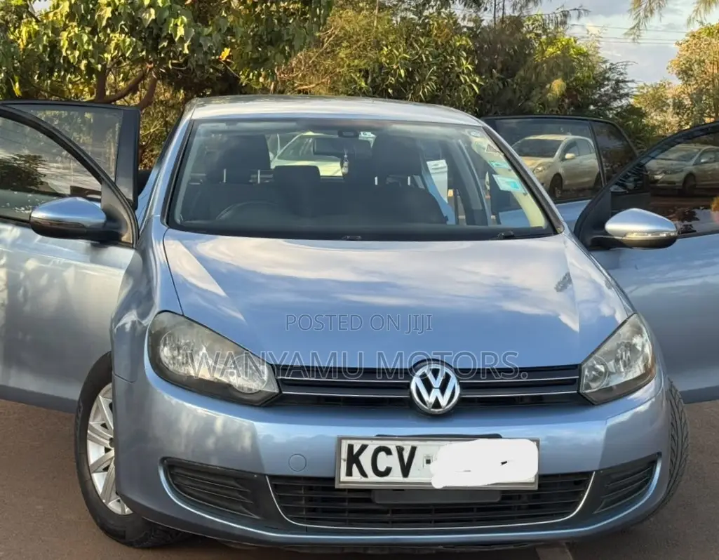 Volkswagen Golf 2012 Blue