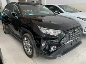 Toyota RAV4 Limited FWD 2020 Matt Black
