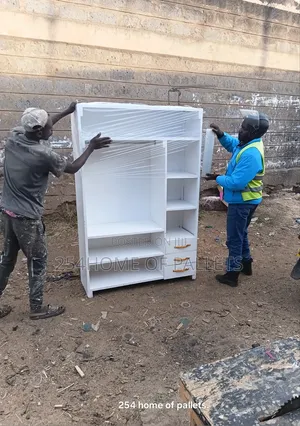 4 Feet by 6 Feet Height All White Cloth Rack