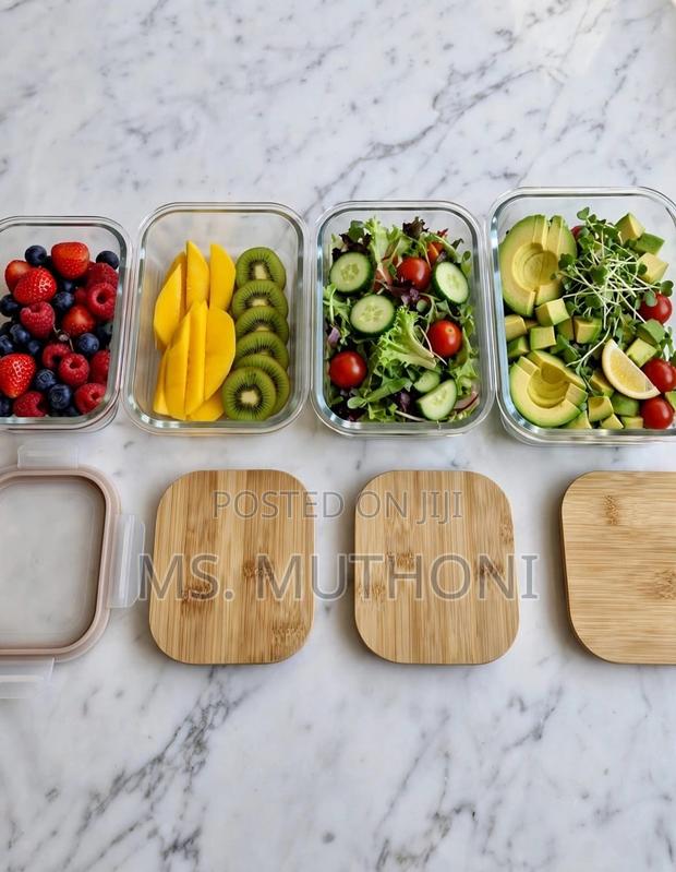 Premium 4-Piece Square Glass Food Storage Set With Bamboo Lids - main view