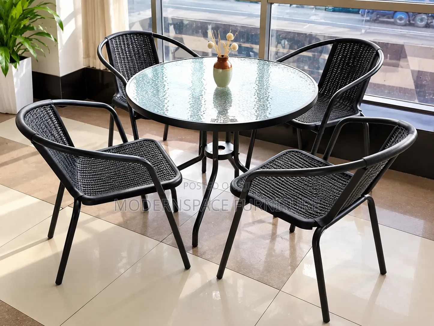 4-Seater Outdoor Dining Set