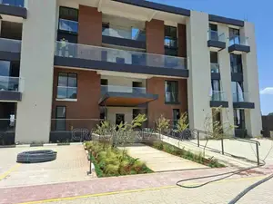 4bdrm Duplex in Hotel 67 Area for sale