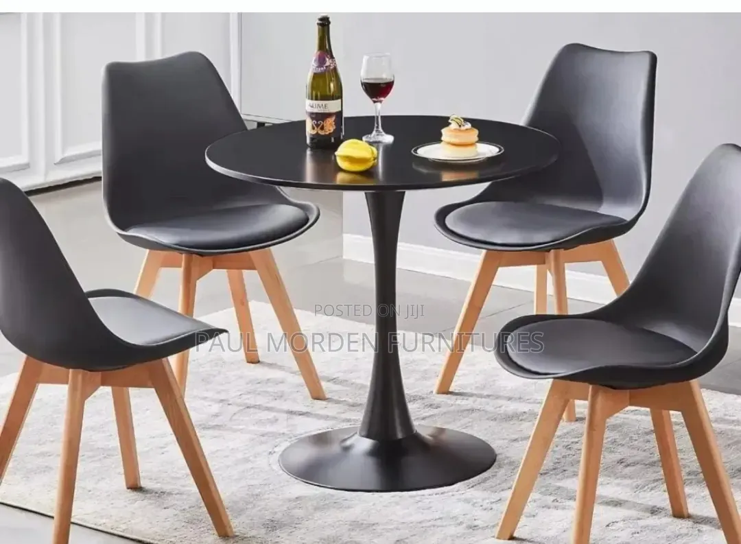 Round Dining Table With Four Padded Dining Chairs