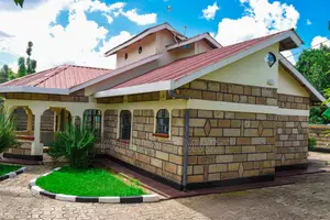 4bdrm Bungalow in Nkubu for rent