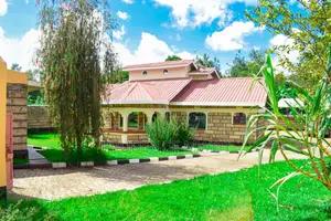 4bdrm Bungalow in Nkubu for rent