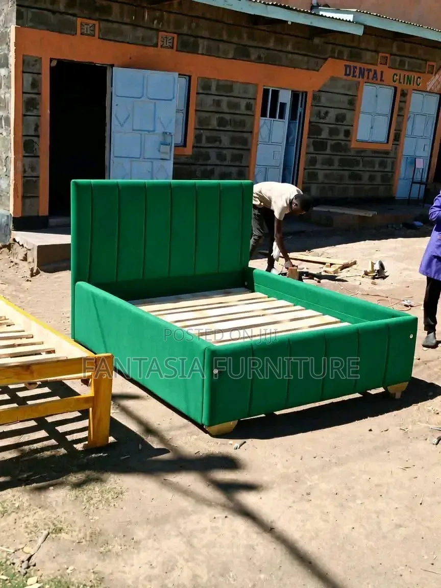 5 by 6 Green Bed