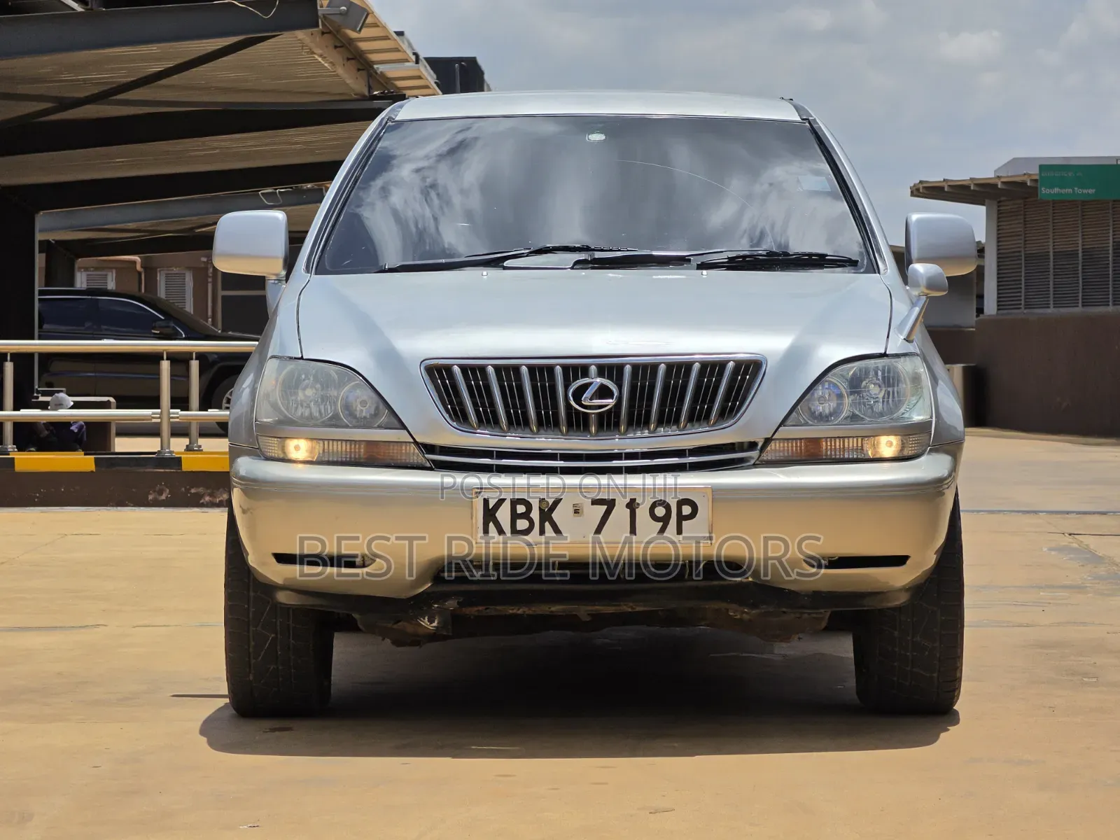 Toyota Harrier 2002 Silver