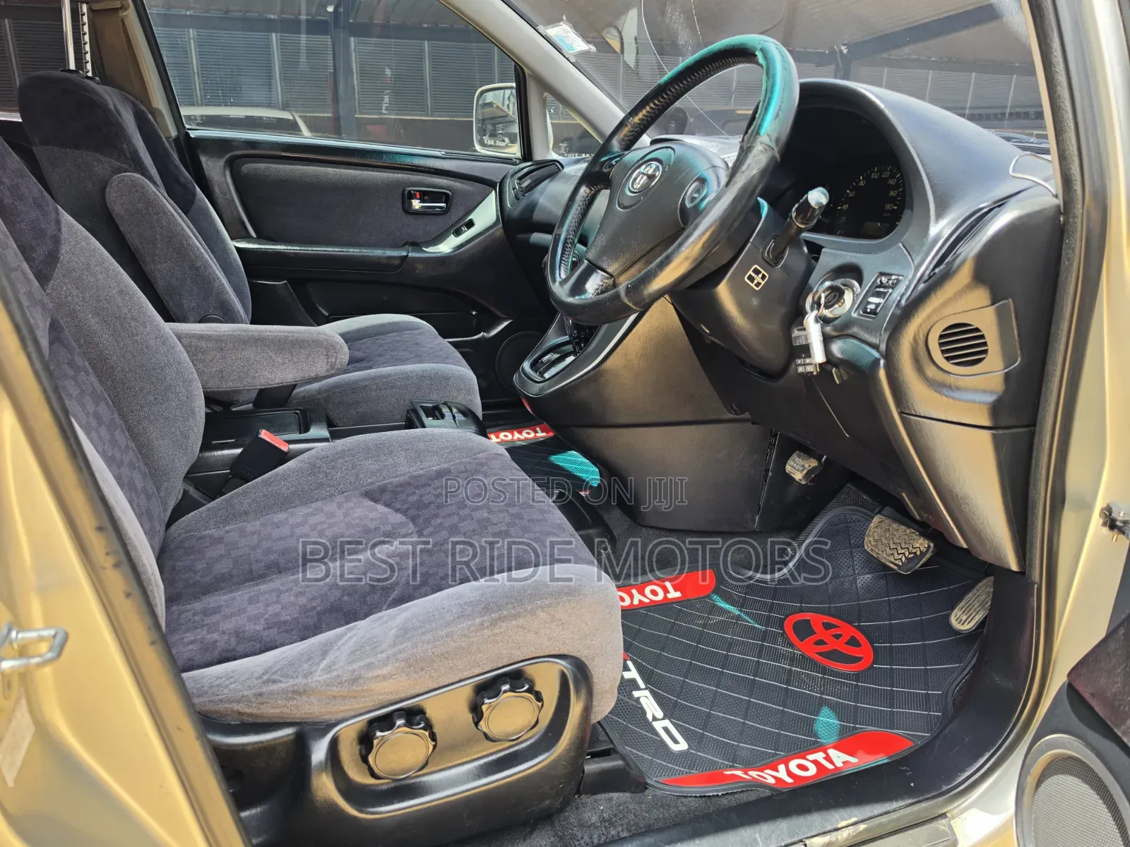 Toyota Harrier 2002 Silver