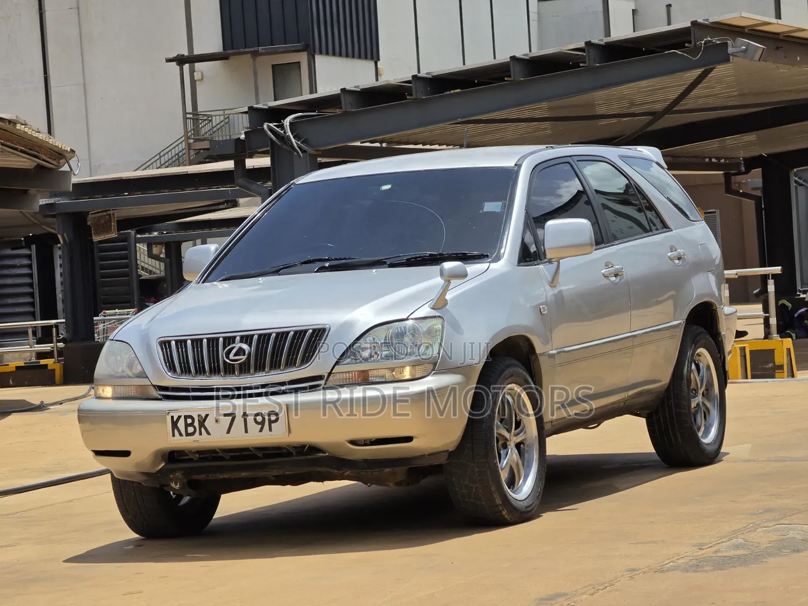 Toyota Harrier 2002 Silver