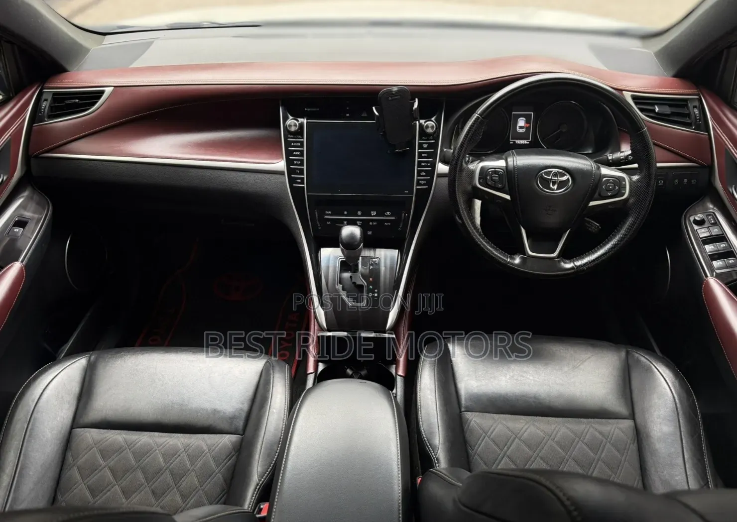 Toyota Harrier 2.0 2018 Pearl
