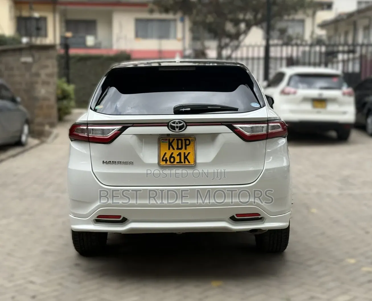 Toyota Harrier 2.0 2018 Pearl