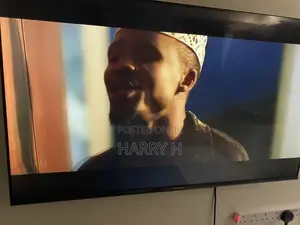 Vitron 43” Flat Screen TV