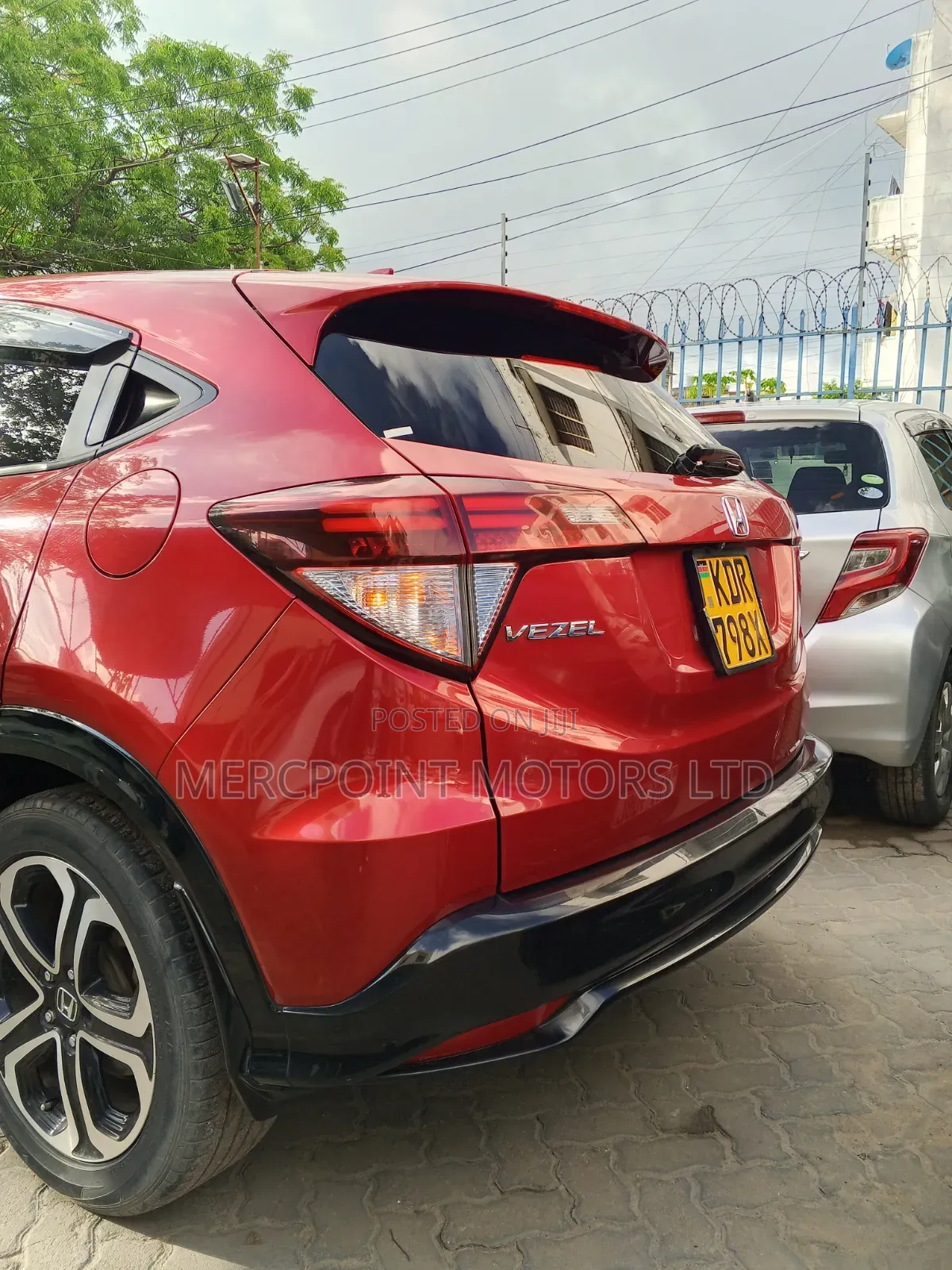 Honda Vezel 2016 Red