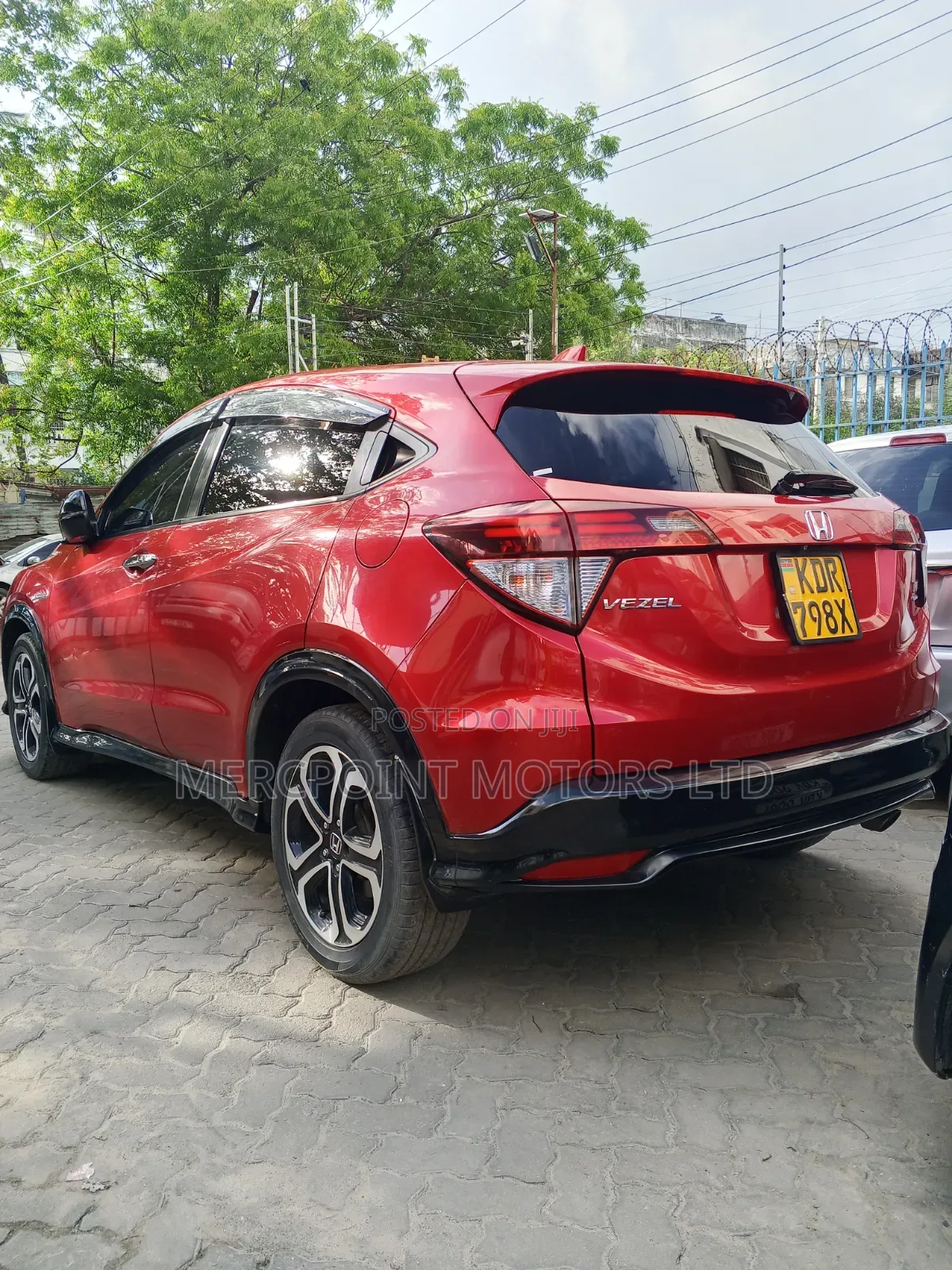 Honda Vezel 2016 Red