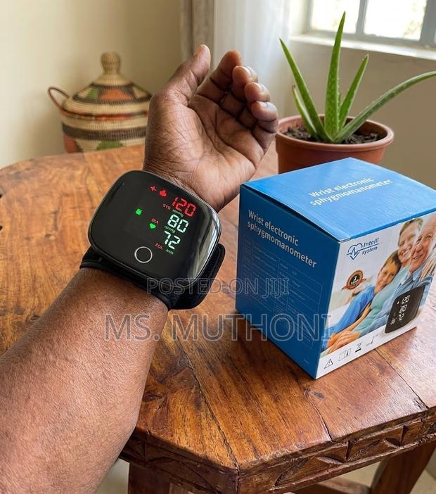 Digital Electronic Sphygmomanometer - main view