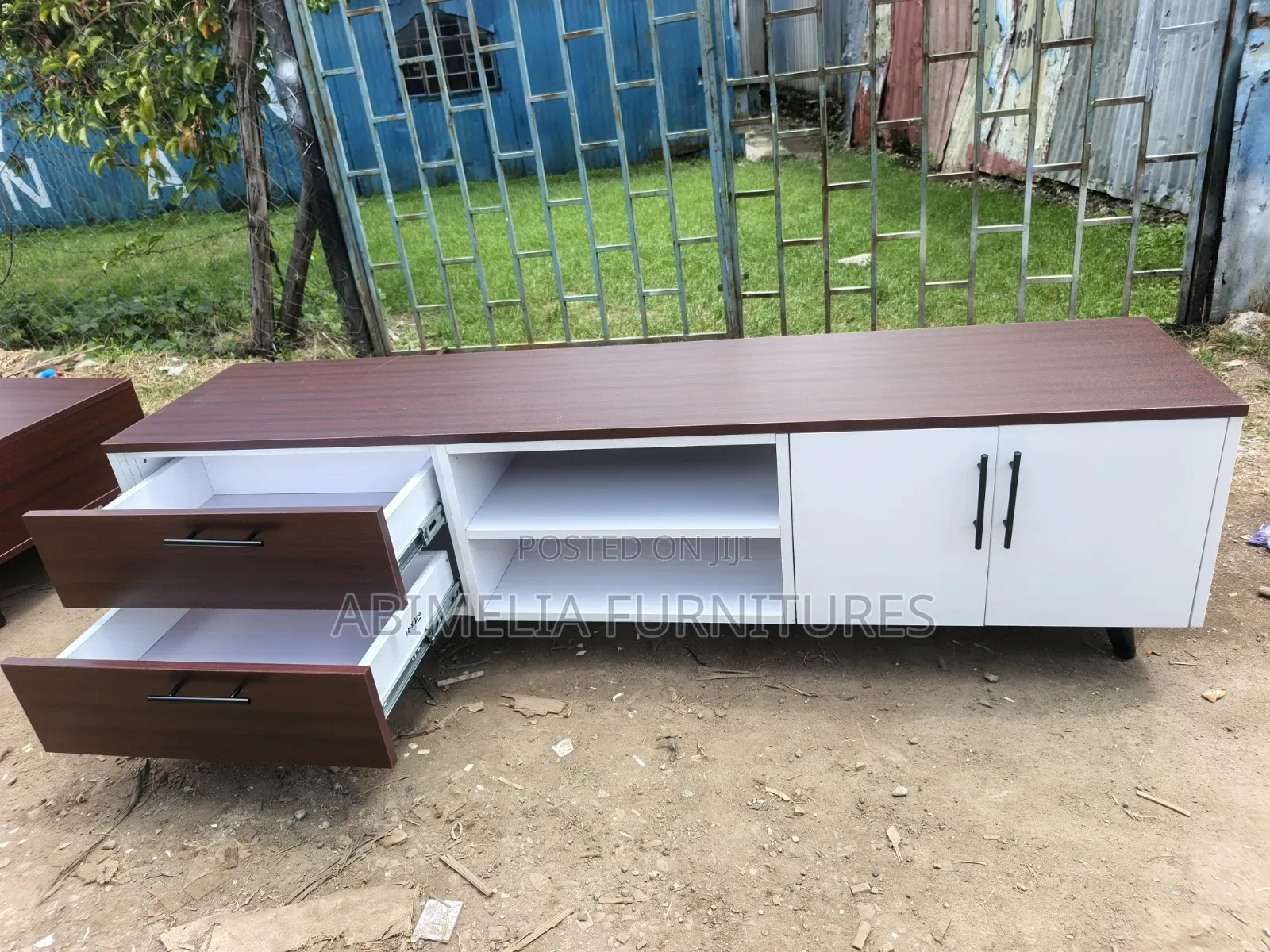 Modern Coffee Table Witatching TV Stand