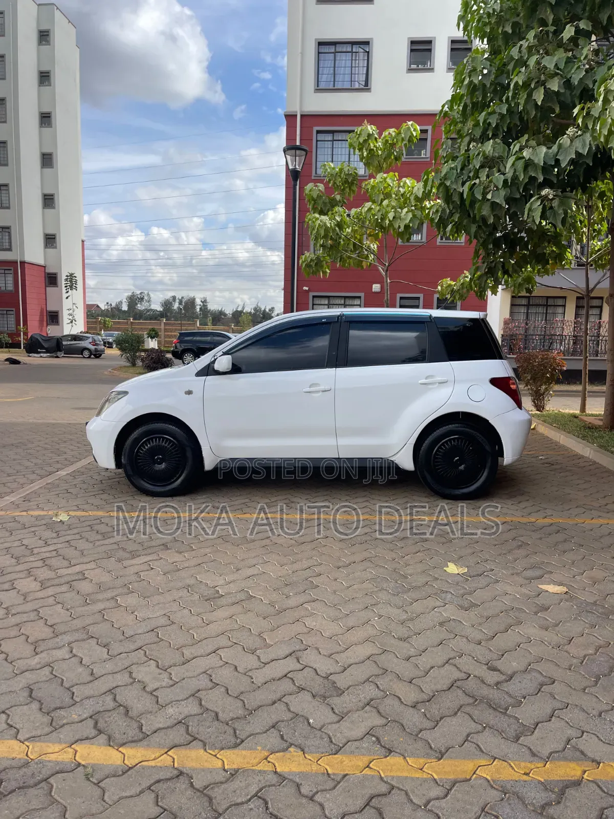 Toyota IST 2006 Off white