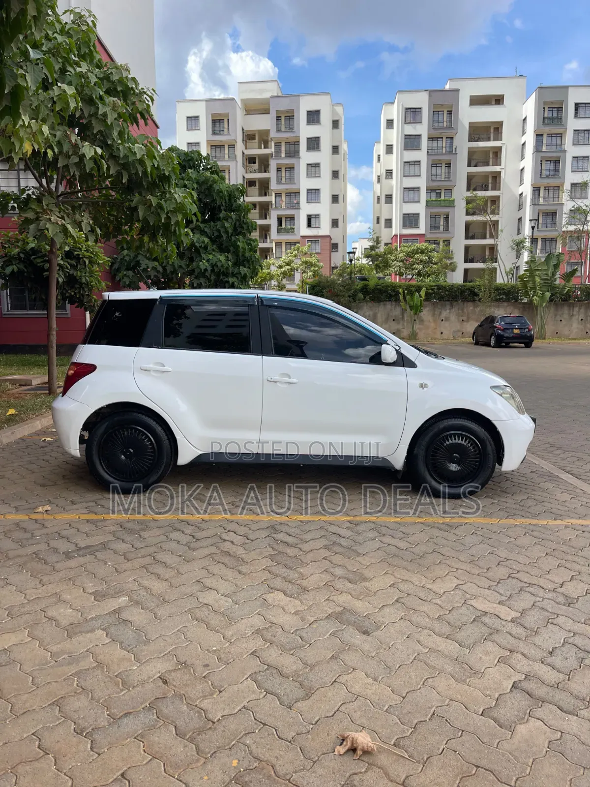 Toyota IST 2006 Off white