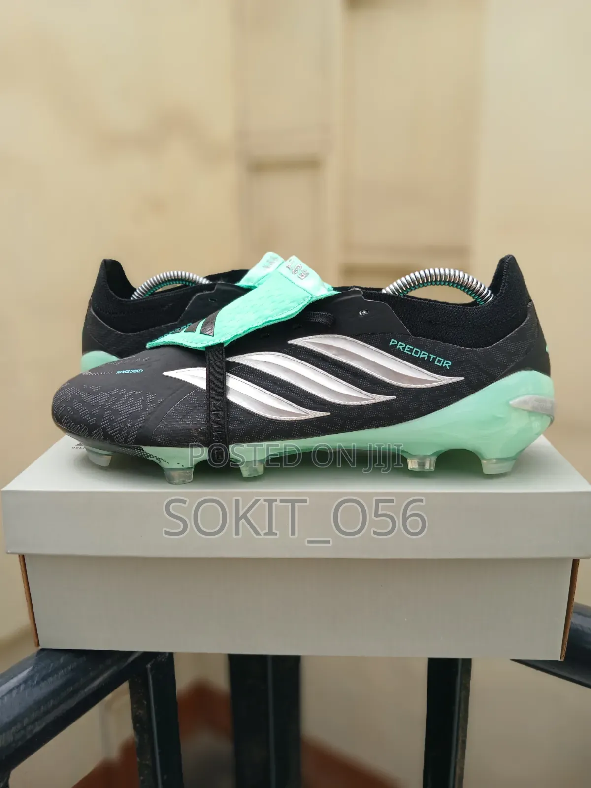 Adids Predators "Tongue"