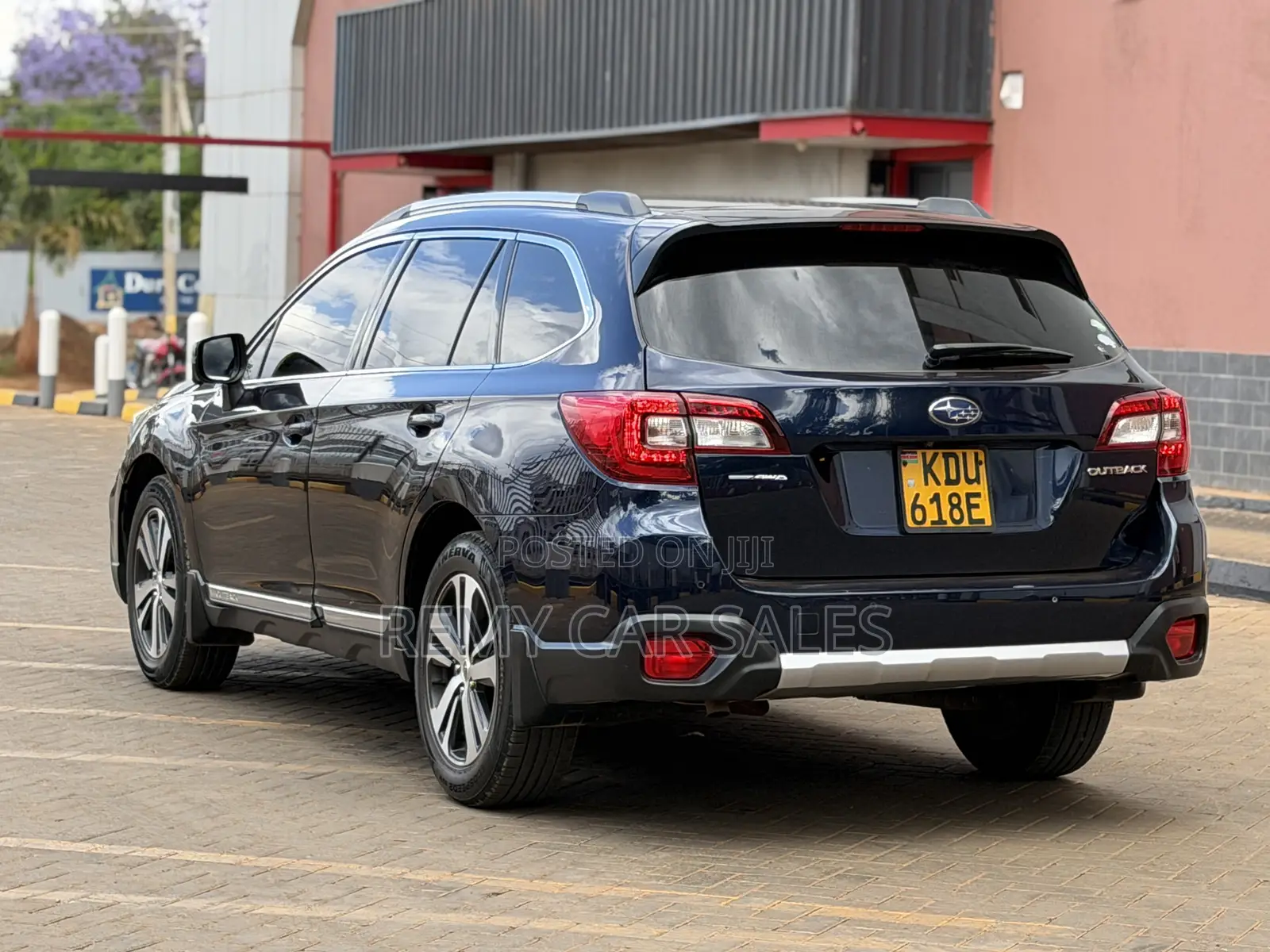Subaru Outback 2018 Blue