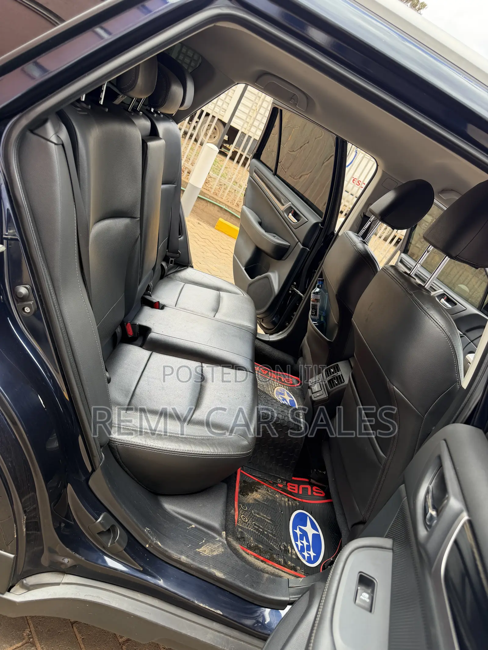 Subaru Outback 2018 Blue