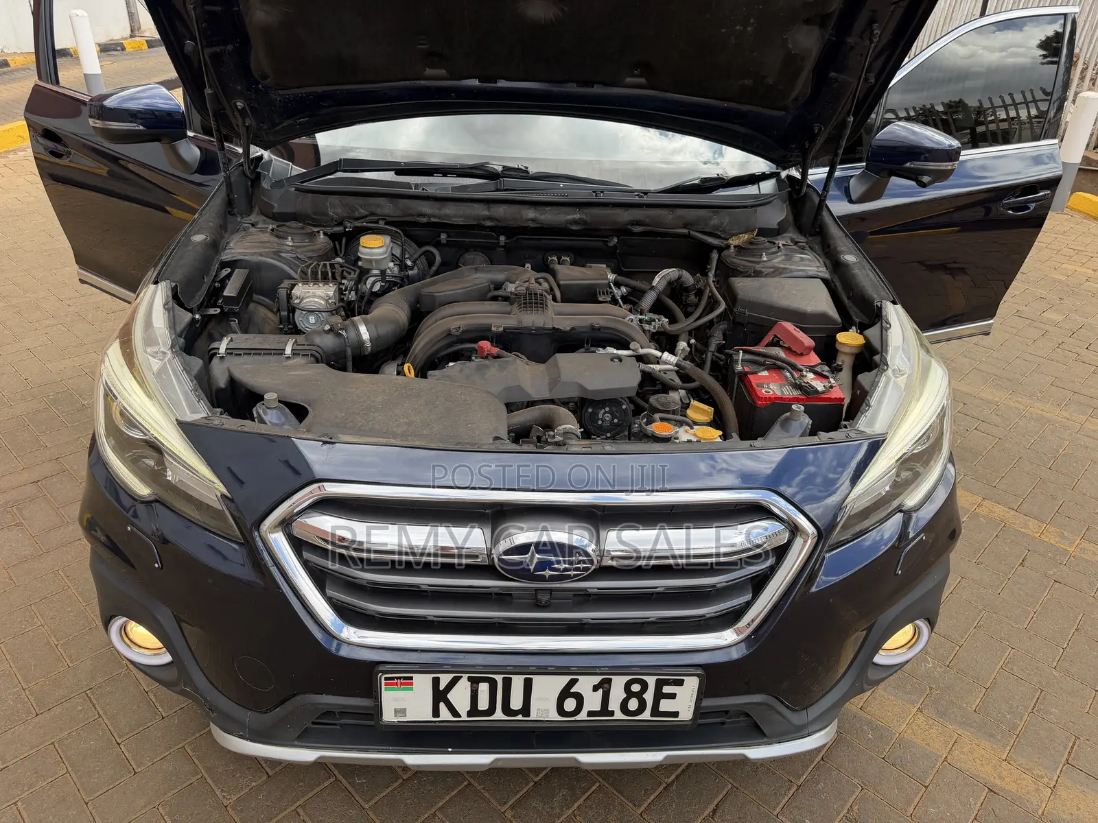 Subaru Outback 2018 Blue
