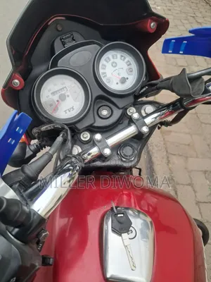 TVS HLX 125 2025 Red