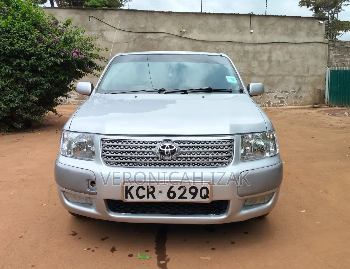 Toyota Succeed 2013 Silver