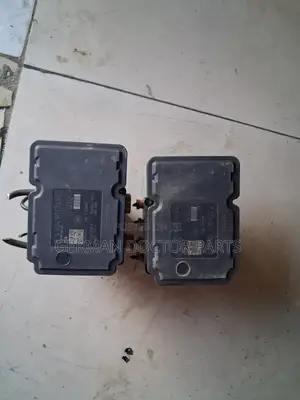 W204 Abs Pump