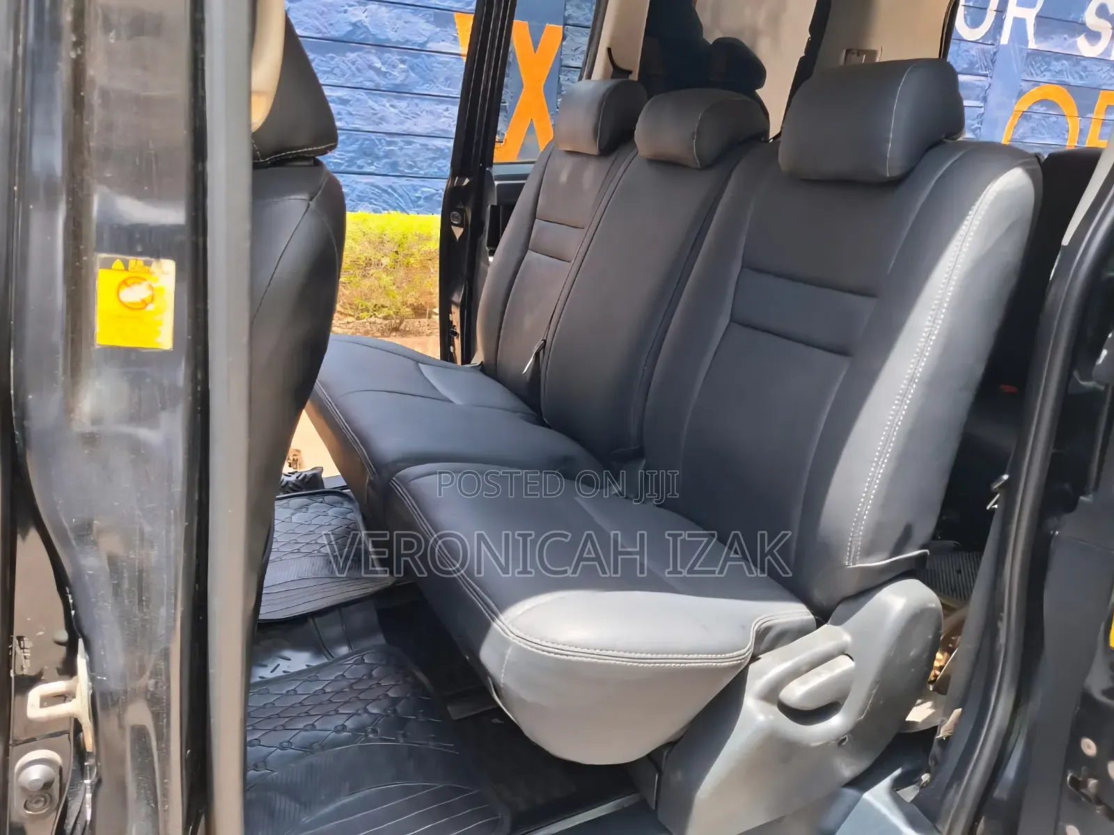 Toyota Noah 2012 Black