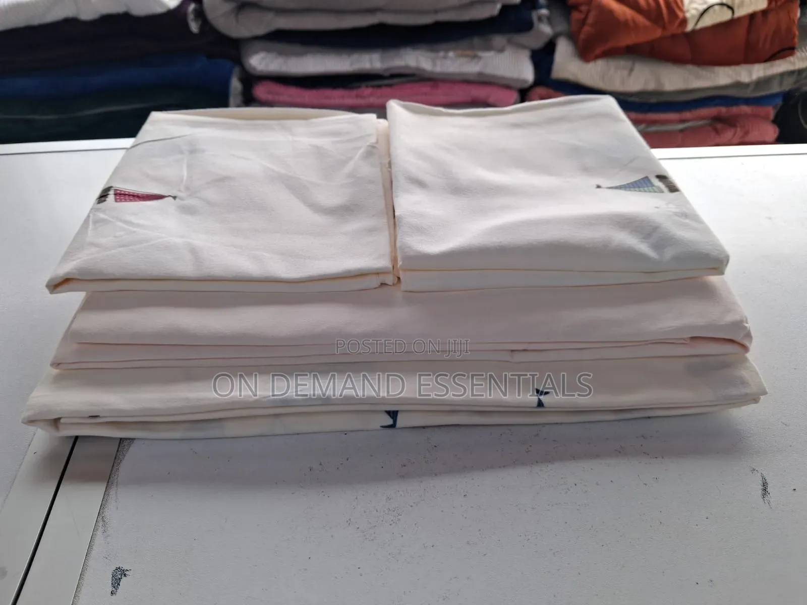 *CLP Bedsheet* Pillowcases: 2pcs Bedsheets: 2pc Size 5*6