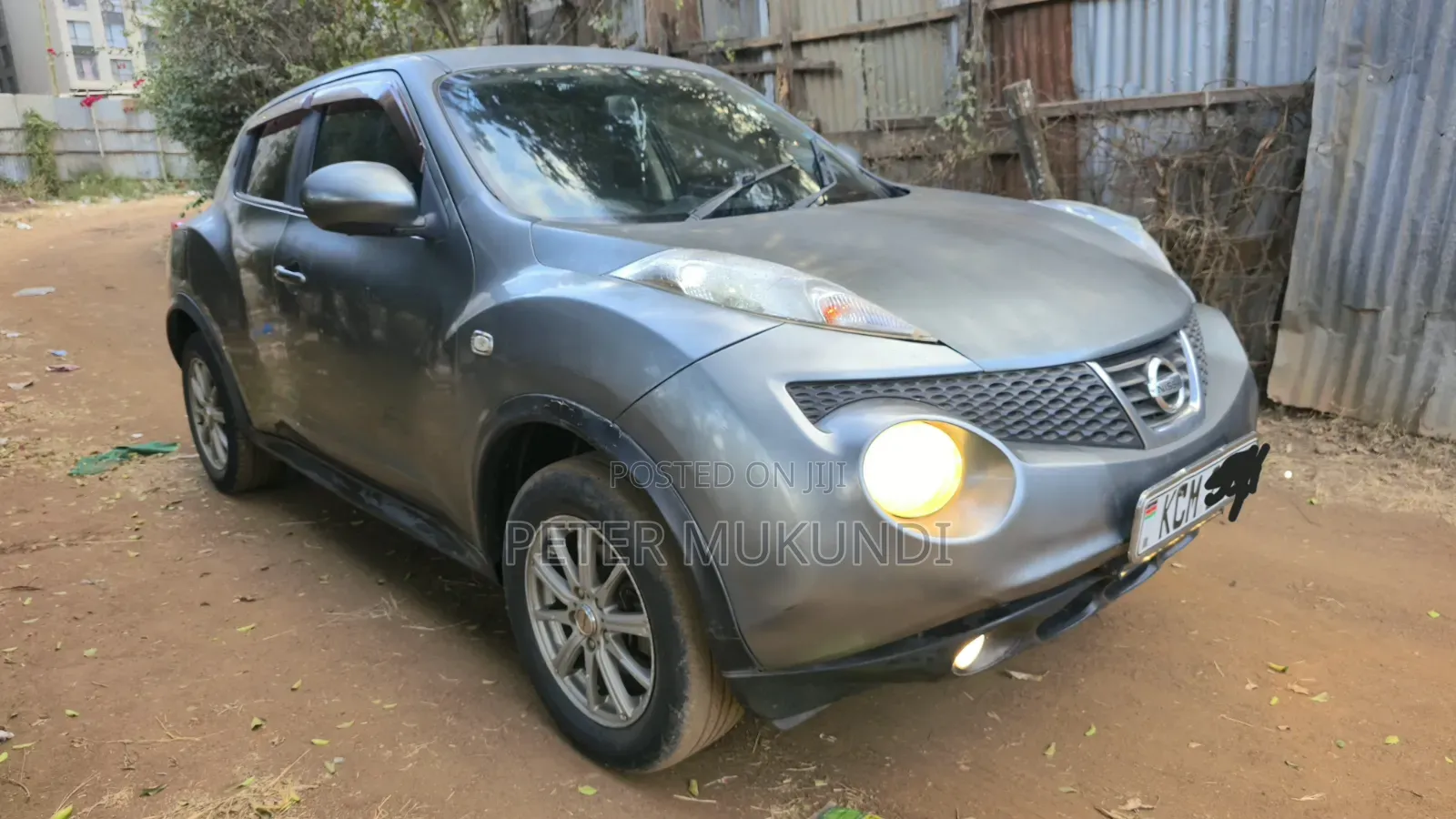 Nissan Juke 2011 Gray