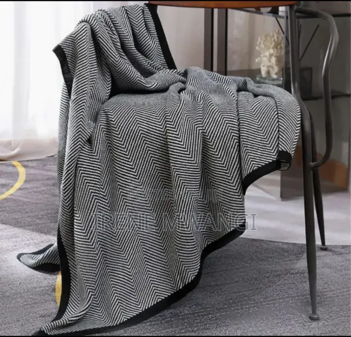 Nordic Throw Blankets .Size 130*160cm