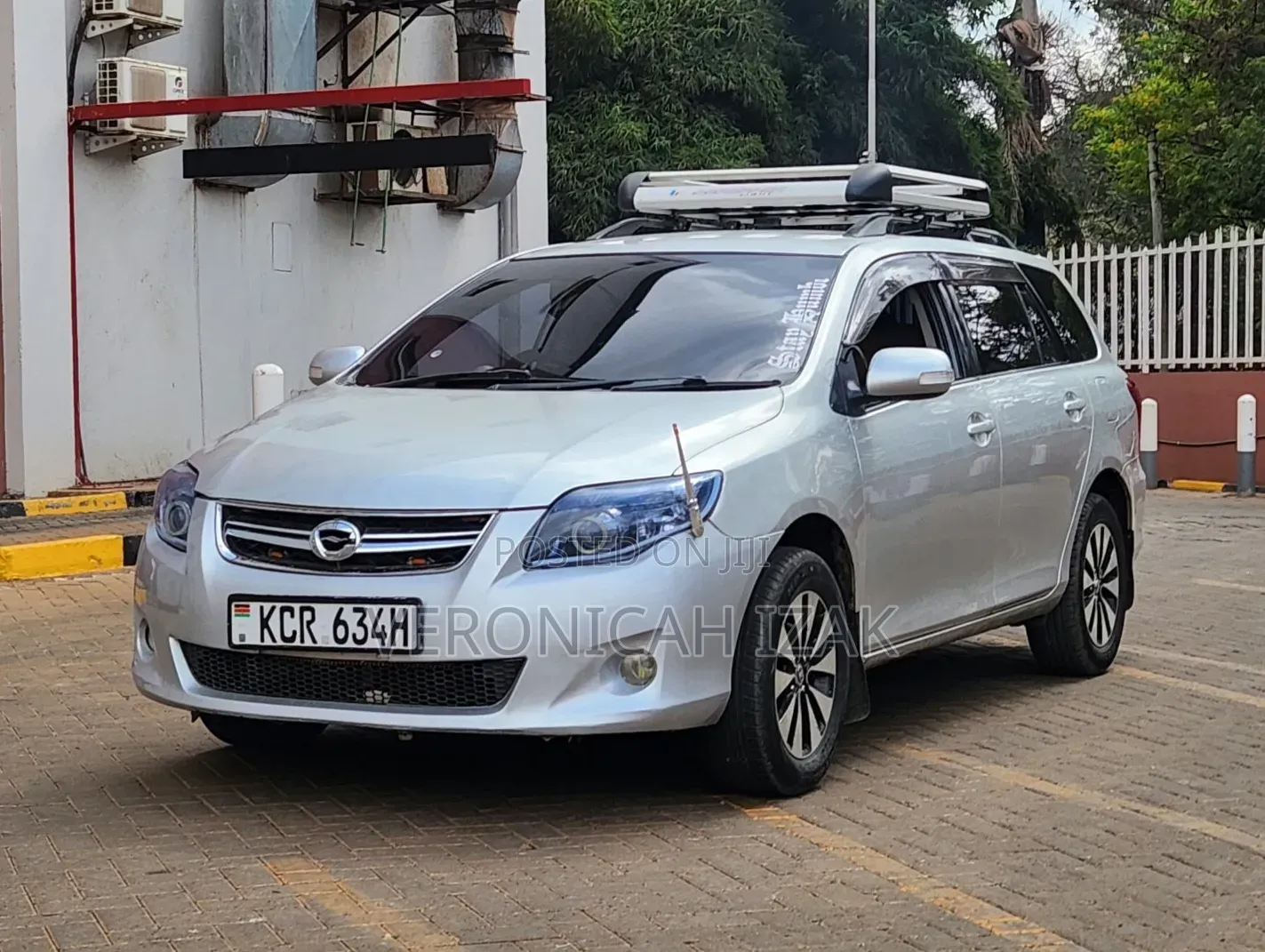 Toyota Corolla Fielder 2011 Silver