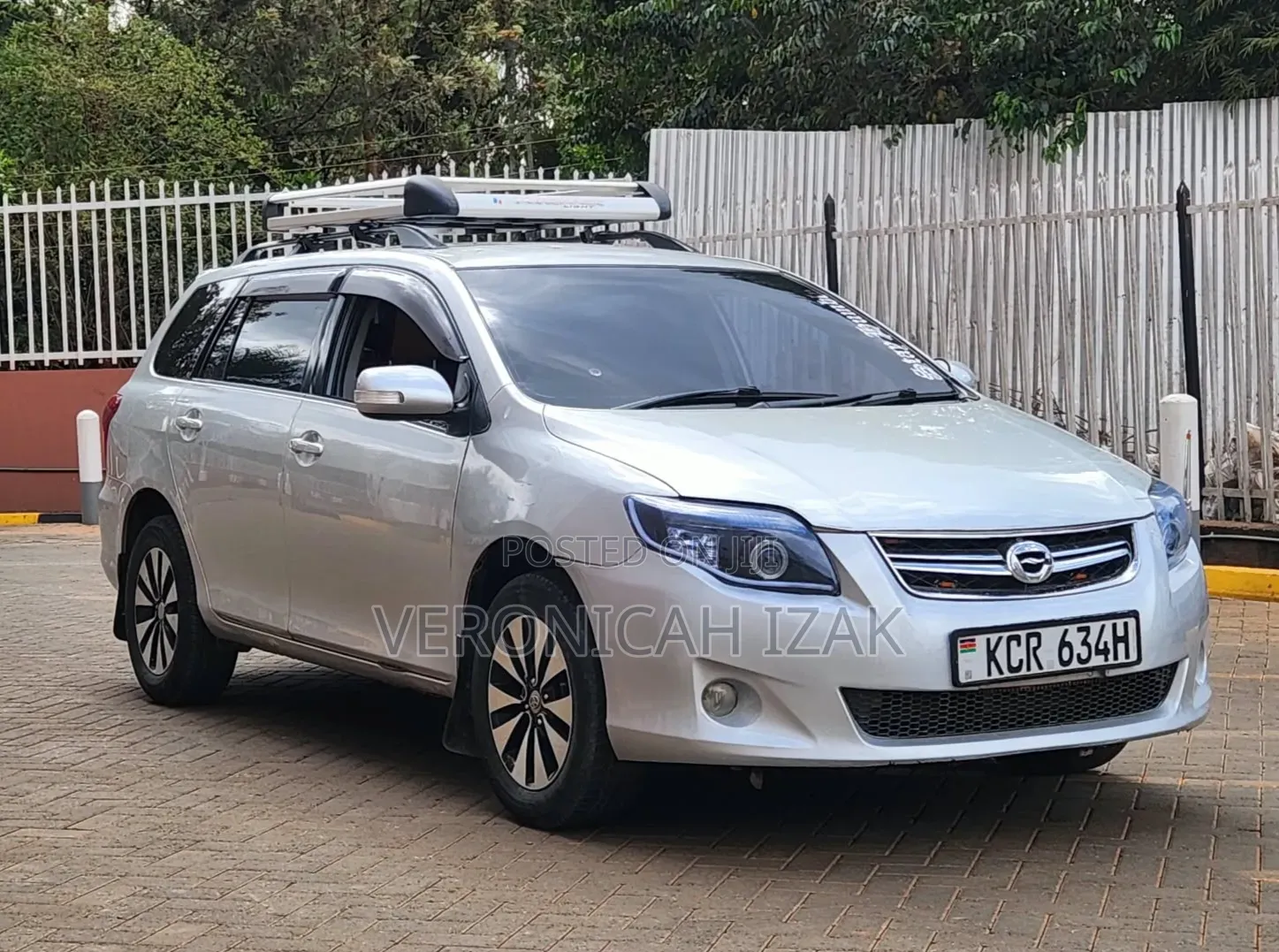 Toyota Corolla Fielder 2011 Silver