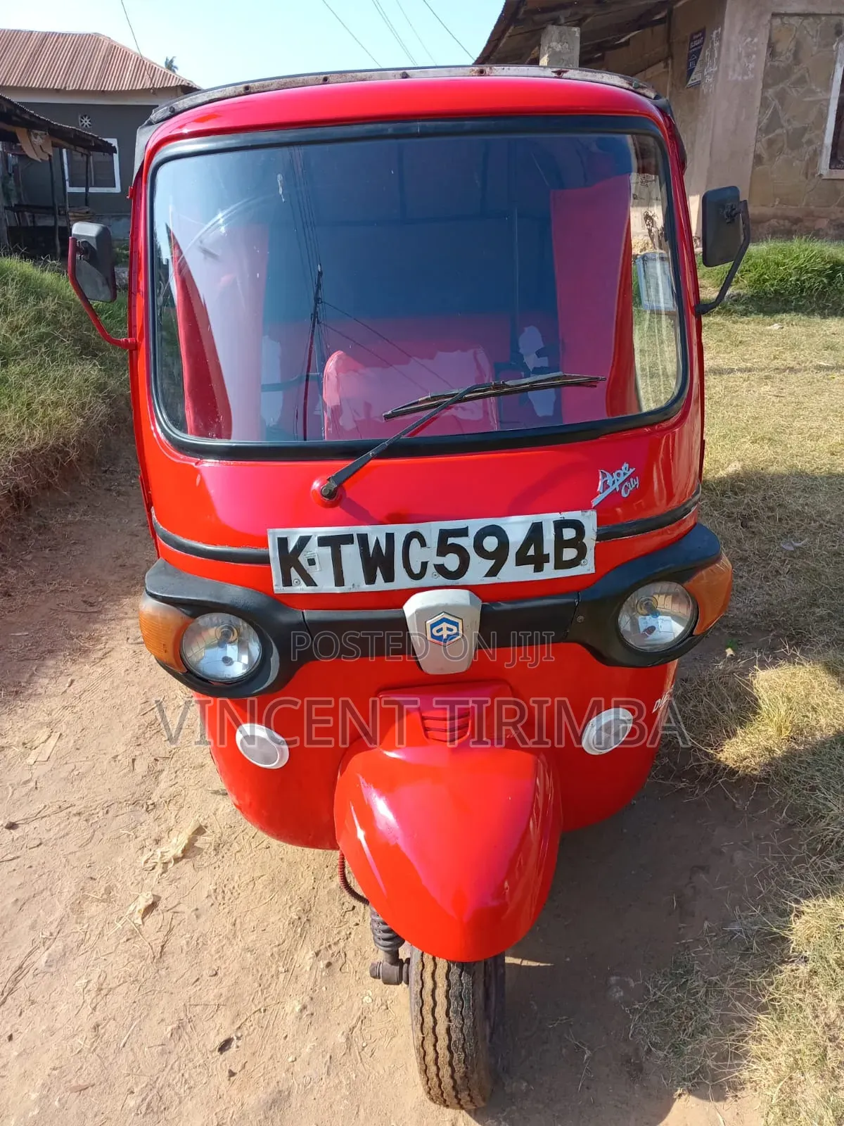 Piaggio 2019 Red